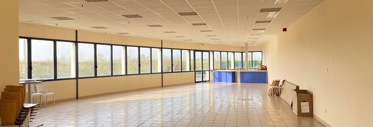 Bureau  345 m² à louer à Sars-et-Rosières (59230)