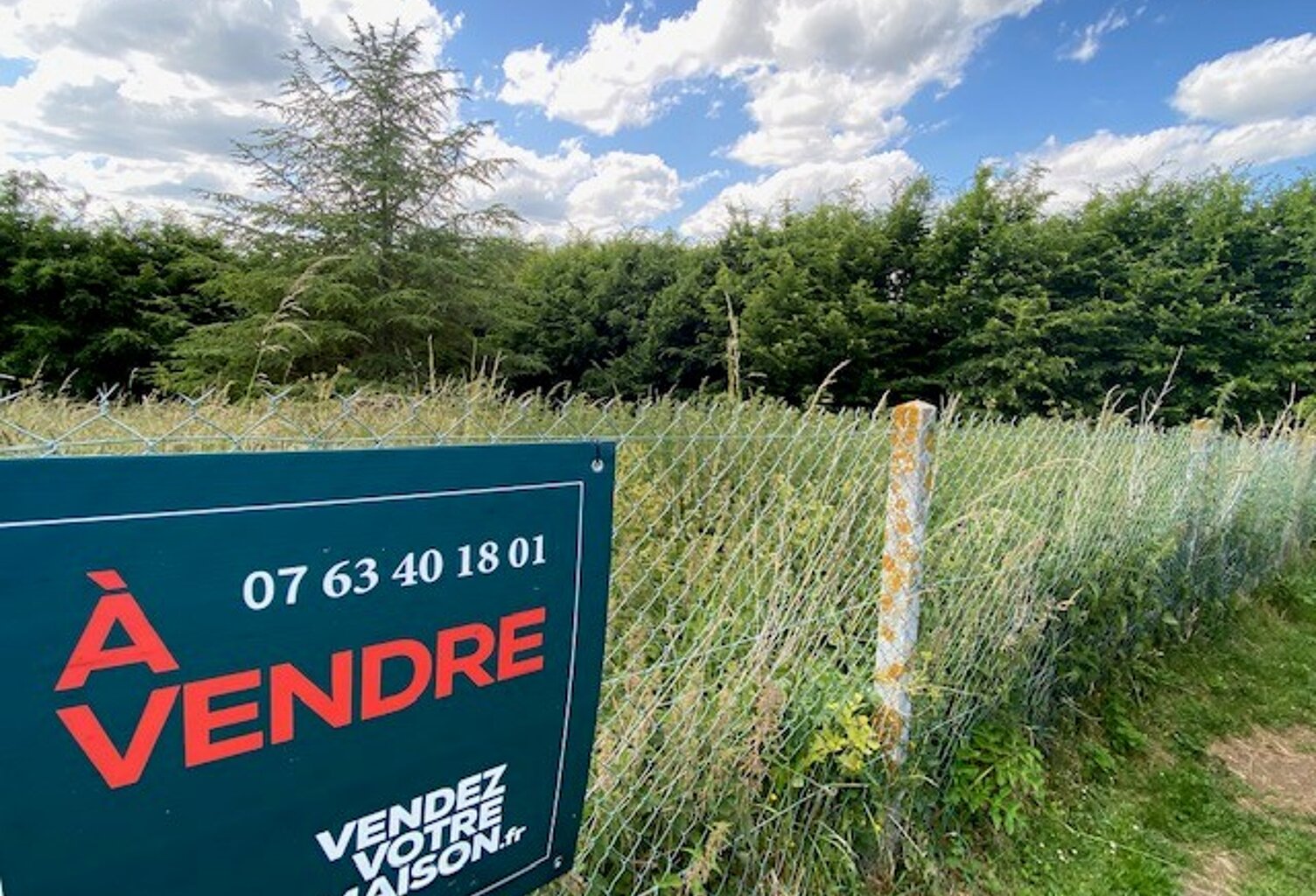 VILLERS SUR LE ROULE (27940) - Terrain à bâtir - 824m² — photo 1