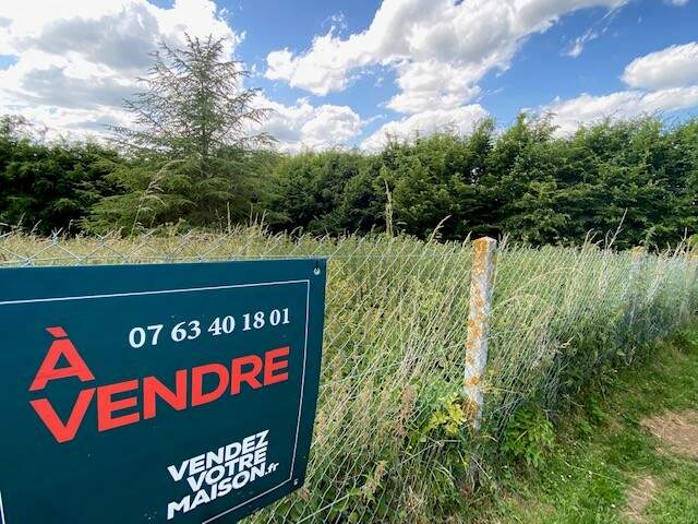 VILLERS SUR LE ROULE (27940) - Terrain à bâtir - 824m² — photo du bien