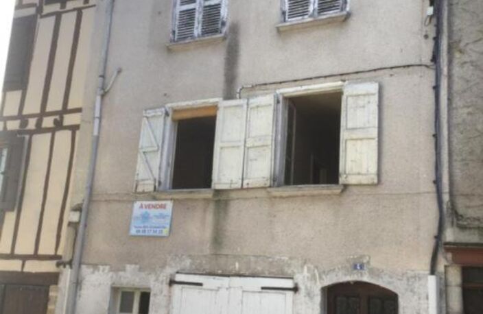 Exclusivité: Maison de village à rénover Maurs — photo 2
