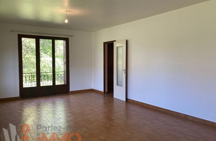 Villa — photo 3