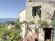 MAISON DE VILLAGE - TOUDON - VUE PANORAMIQUE — photo 3