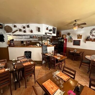 Commerce  249900 €