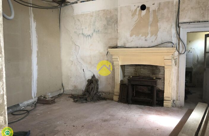 DEMEURE DE CARACTERE A RENOVER — photo 3