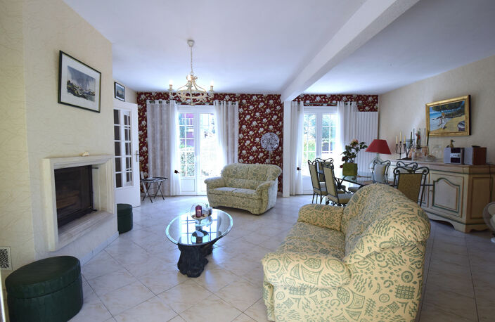  SAINT PALAIS - VAUX SUR MER - MAISON/VILLA - PROCHE PLAGES — photo 4
