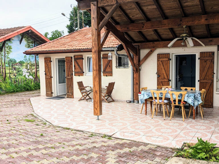 ENSEMBLE IMMOBILIER DE 2 MAISONS AVEC CHALET — photo 1