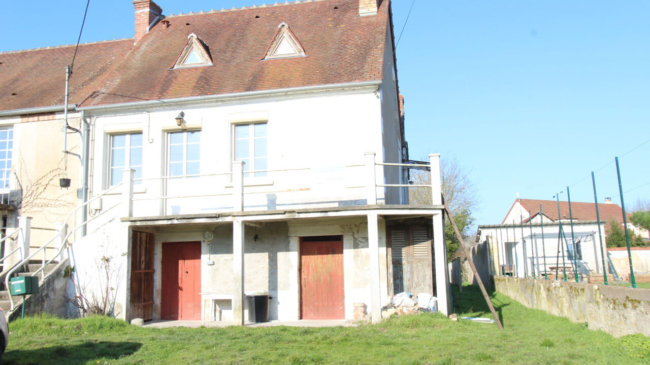 maison 2 pièces 68 m2 à vendre à Argenvières (18140)
