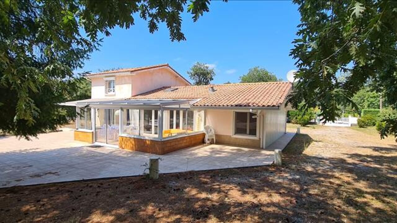 maison 5 pièces 130 m2 à vendre à Hourtin (33990)