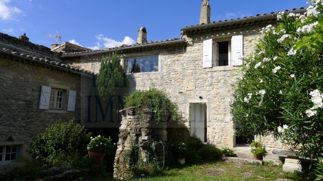 maison 16 pièces 367 m2 à vendre à Grignan (26230)