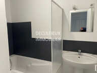 IMMEUBLE  GREZIEU LA VARENNE / LIMITE CRAPONNE — photo 4
