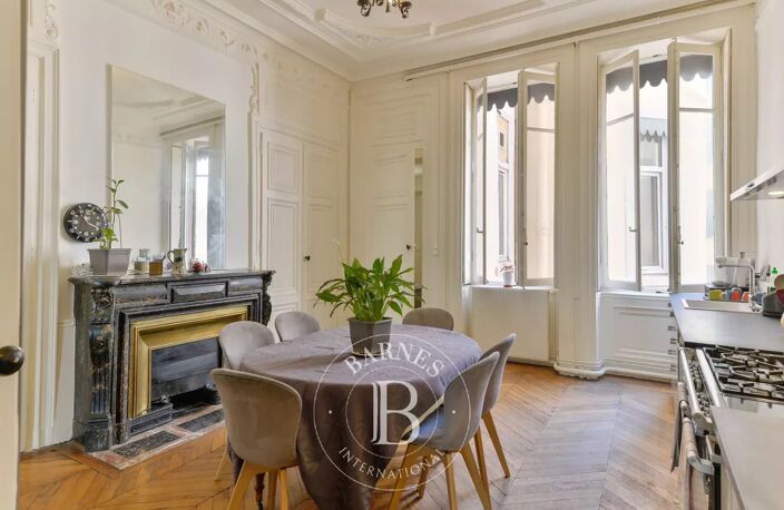Lyon 6 - Foch - Appartement de 156,67 m² - 1 Bureau - 4 Chambres — photo 3
