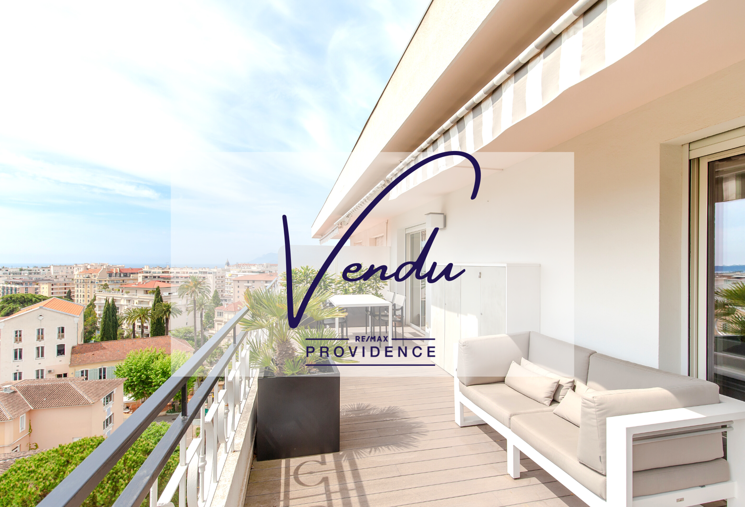 SUPERBE APPARTEMENT - 3 PIECES - DERNIER ETAGE - MONTFLEURY — photo 1