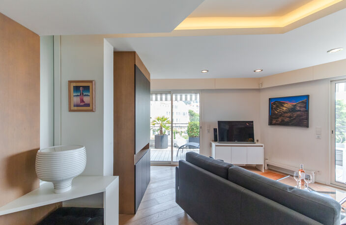 SUPERBE APPARTEMENT - 3 PIECES - DERNIER ETAGE - MONTFLEURY — photo 3
