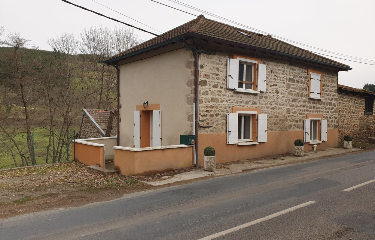 maison 5 pièces 112 m2 à vendre à Saint-Vincent-de-Reins (69240)