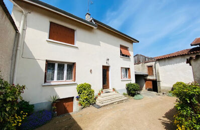 vente maison 231 000 € à proximité de Saint-André-le-Puy (42210)