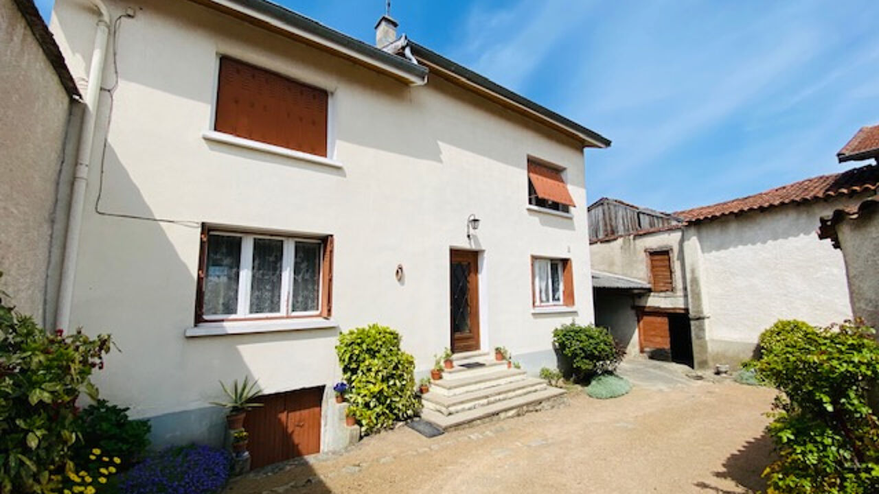 maison 5 pièces 110 m2 à vendre à Saint-Laurent-de-Chamousset (69930)