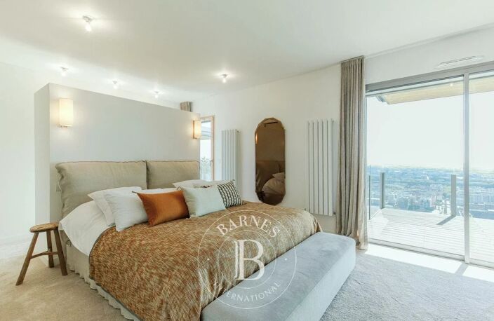Lyon 5 - Debrousse - Penthouse de 174 m² - Terrasse de 380 m² avec piscine - 3 Chambres — photo 5