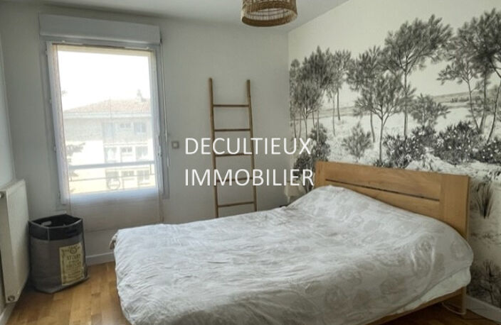 TASSIN nouveau centre, 5 mn à pied, entre promenade des Tuileries et le Phare — photo 5
