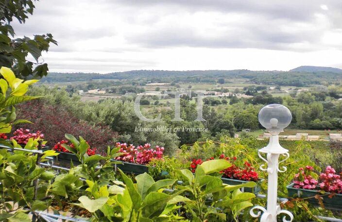 MAISON AVEC VUE PANORAMIQUE, PISCINE ET POTENTIEL LOCATIF — photo 3