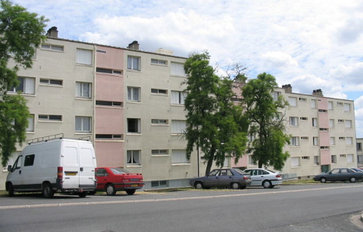 appartement  pièces 76 m2 à louer à Le Blanc (36300)