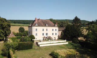 Maison 12 Pièces 340 m² à vendre à Cluny (71250)