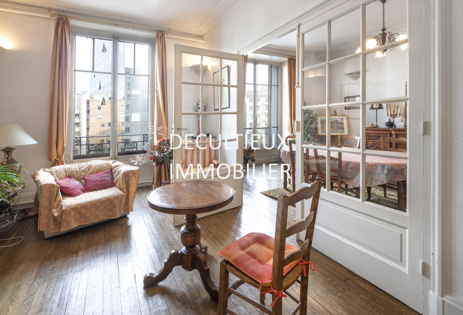 APPARTEMENT CHARPENNES VILLEURBANNE Beau potentiel — photo 1
