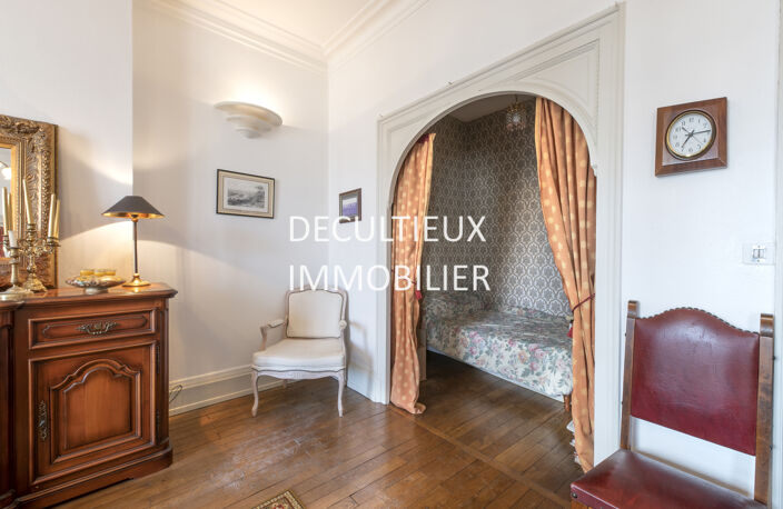 APPARTEMENT CHARPENNES VILLEURBANNE Beau potentiel — photo 3