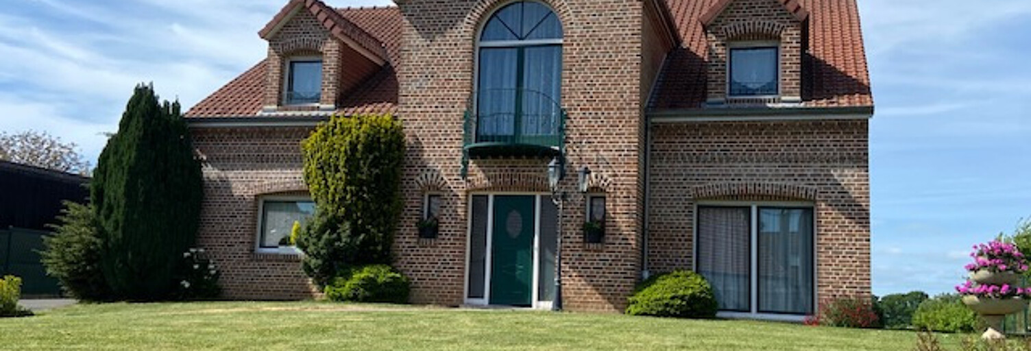 Maison 9 Pièces 361 m² à vendre à Warlus (62123)