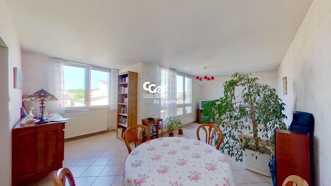 appartement 4 pièces 115 m2 à vendre à Combs-la-Ville (77380)