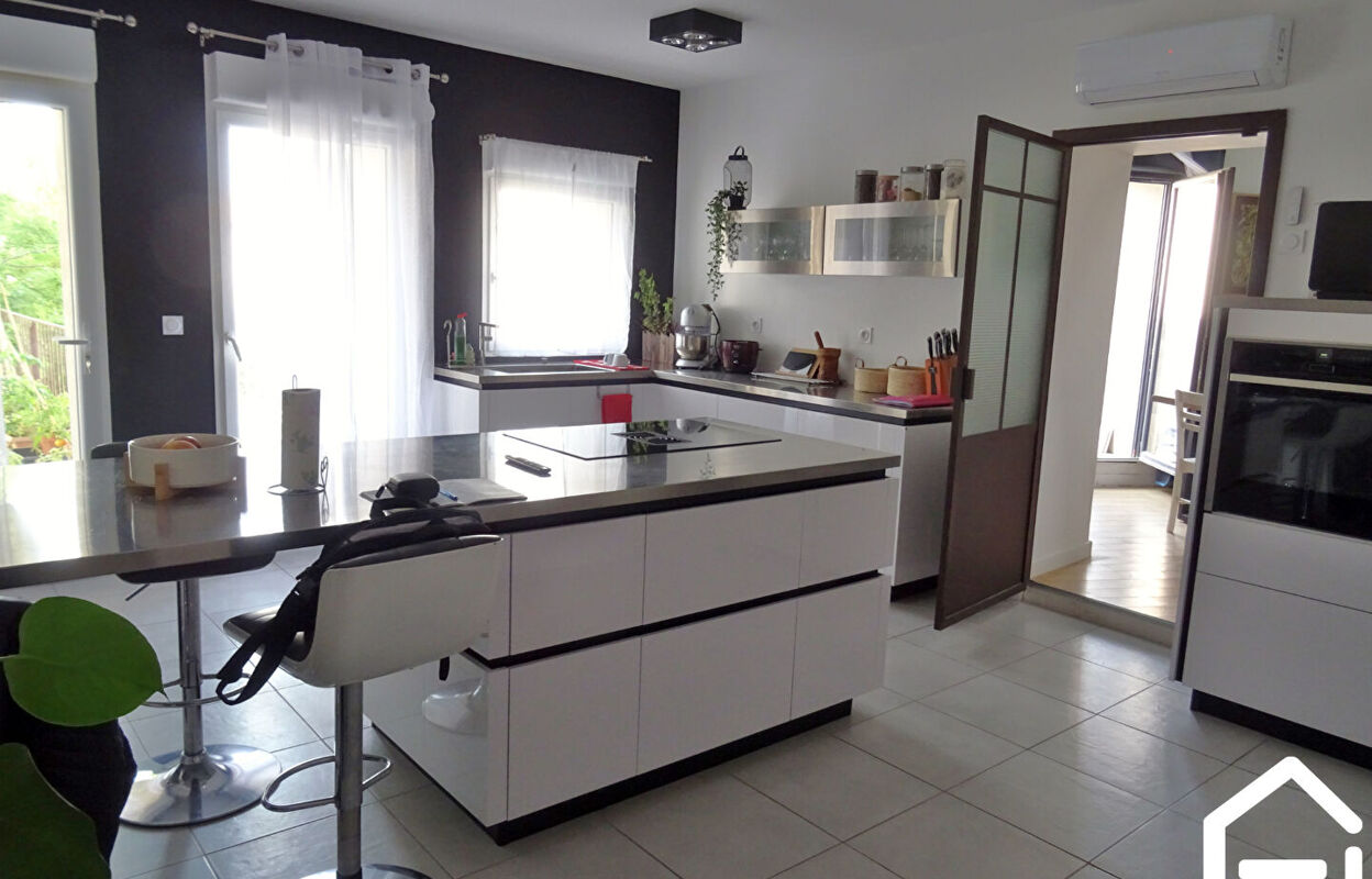 appartement 4 pièces 150 m2 à vendre à Poussan (34560)