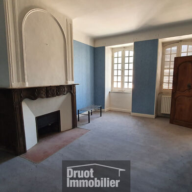 Immeuble  198000 €