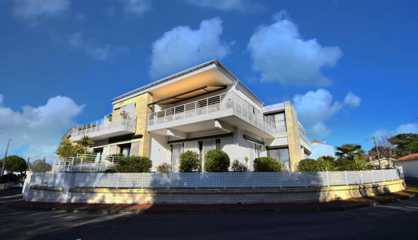 Appartement 4 pièces  à vendre Royan 17200