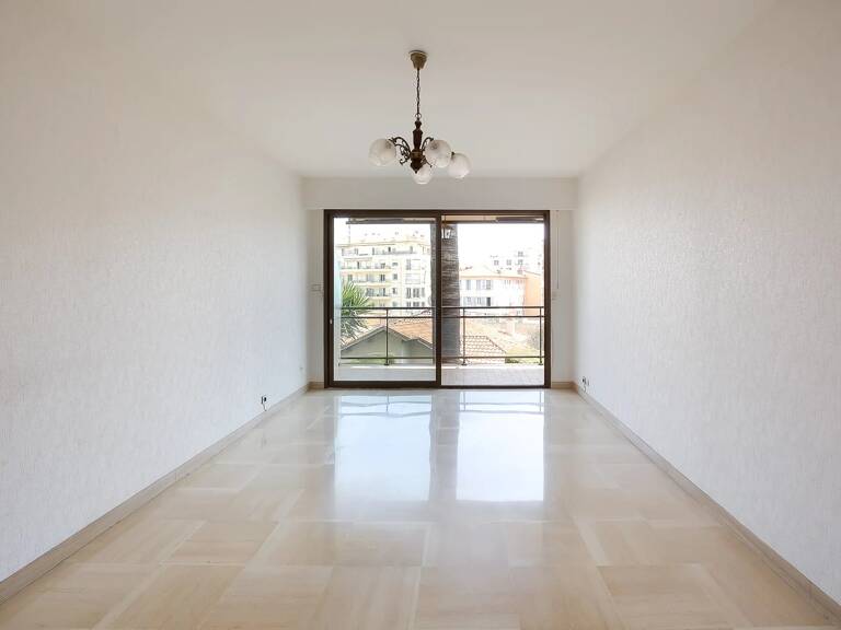 Rare ! 3 Pièces au calme absolu avec terrasse Nice Bellet — photo 1