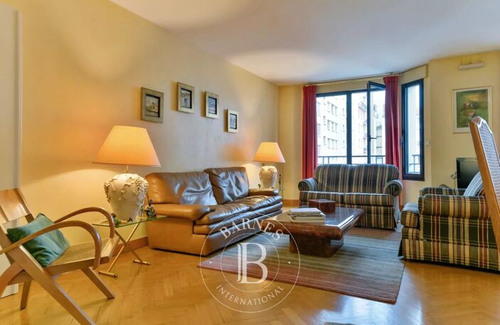 Lyon 6 - Cours Vitton - Appartement de 140,74 m² - 3 chambres — photo 2