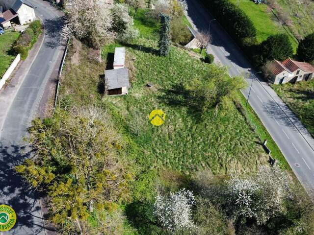 TERRAIN A BATIR CENTRE BOURG — photo du bien