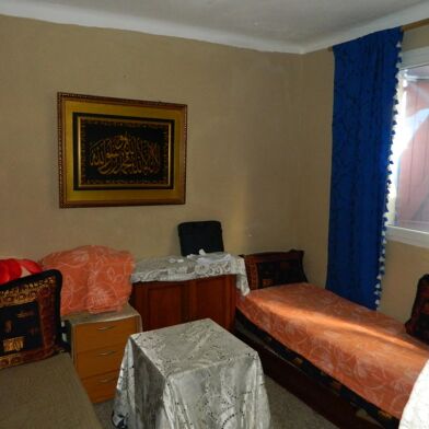 Appartement 3 pièces 180000 €