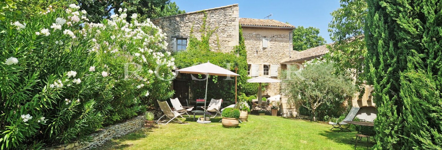 Maison 12 Pièces 300 m² à vendre à Beaumettes (84220)