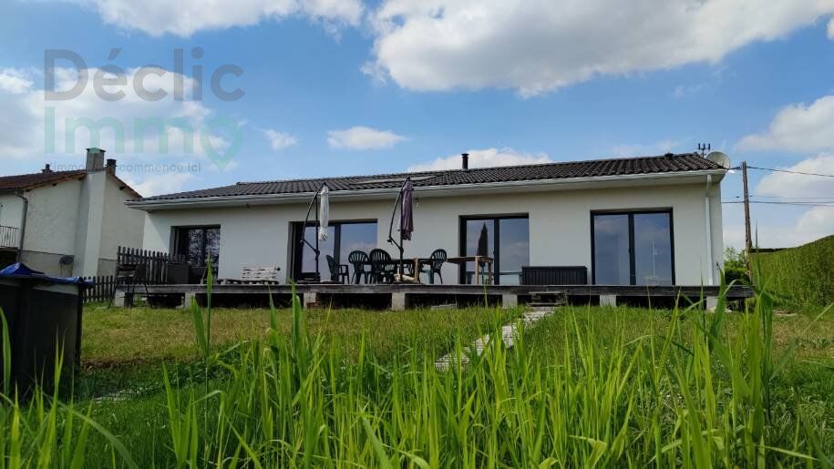 Villa / Maison  T5 à vendre Ruffec 16700