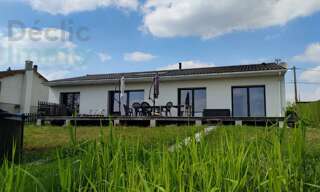 Maison 5 Pièces 137 m² à vendre à Ruffec (16700)