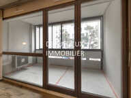Appartement familial 5 mn à pied métro Cusset — photo 4