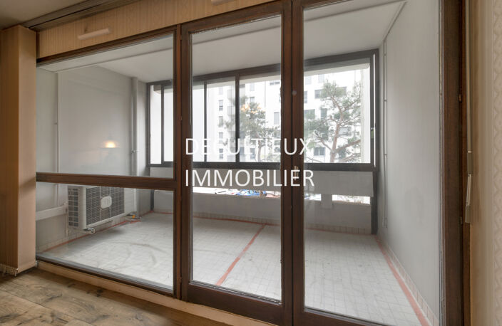 Appartement familial 5 mn à pied métro Cusset — photo 4