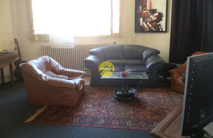 IMMEUBLE FORT POTENTIEL EN CV — photo 3