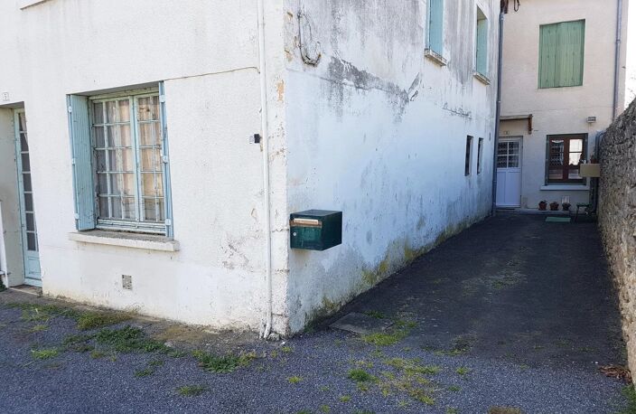 Maison à rafraichir à vendre à Saint Savin, Vienne 86 — photo 2