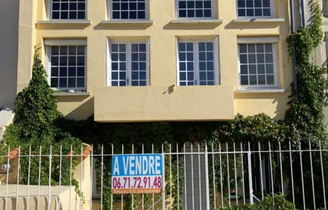 maison 12 pièces 240 m2 à vendre à Bollène (84500)