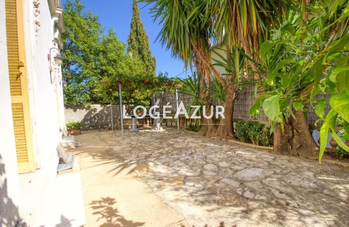 Vente appartement 2 ch en rez-de-jardin - CANNES — photo 4