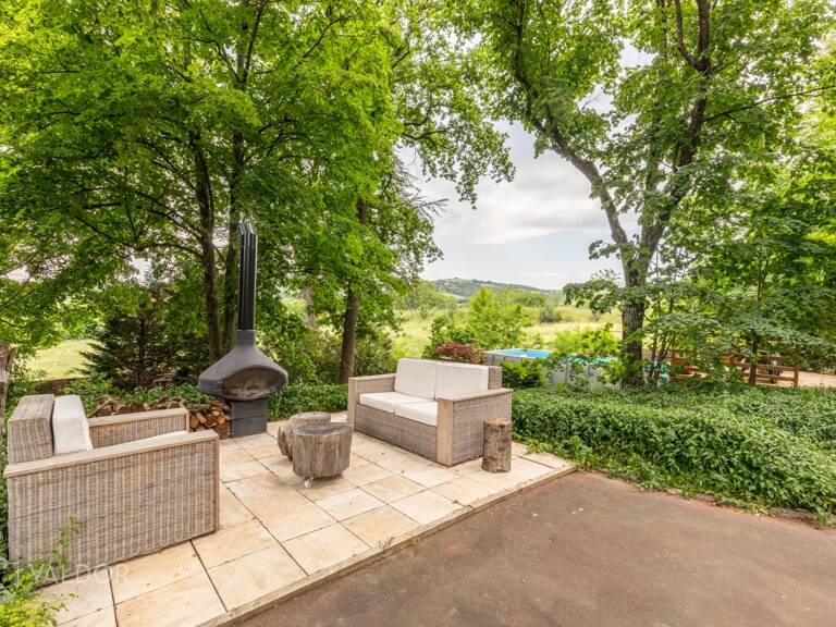 Appartement de charme avec jardin privatif arboré — photo 1