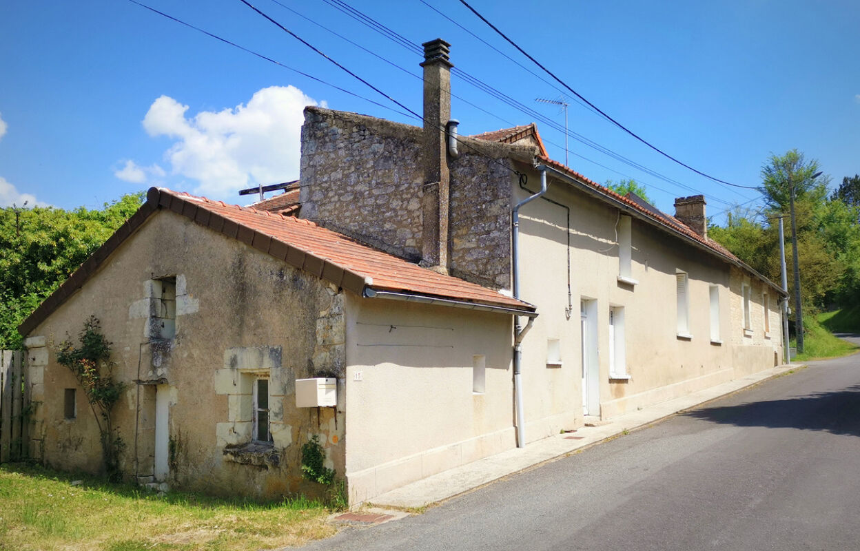 maison 4 pièces 82 m2 à vendre à Monthoiron (86210)