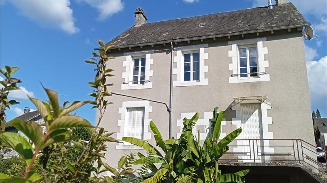 maison 6 pièces 132 m2 à vendre à La Roche-Canillac (19320)