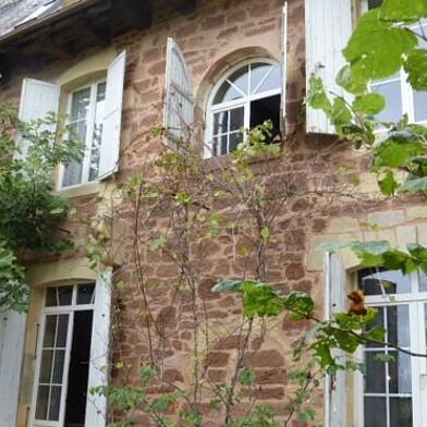 Maison 10 pièces 682000 €