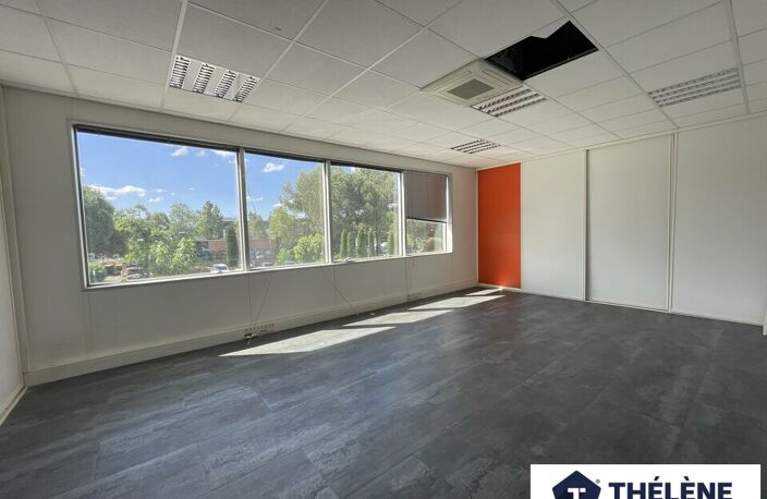 BUREAUX à LOUER — photo 4